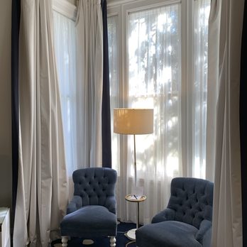 White House Napa - Sitting area - Hotels Near Me - Napa, California White House Napa - Sitting area - Hotels Near Me - Napa, California