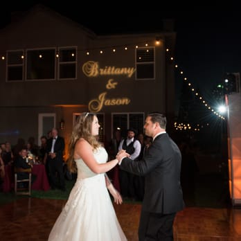Invisible Touch Events - First Dance
Photo By Sarah Dupree Photography - DJs Near Me - Irvine, California Invisible Touch Events - First Dance
Photo By Sarah Dupree Photography - DJs Near Me - Irvine, California