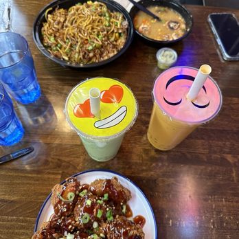 Nanu Burmese Fusion - Stir fry noodles (tofu), milk tea, sweet chicken wings - Burmese Near Me - Warwick, Rhode Island Nanu Burmese Fusion - Stir fry noodles (tofu), milk tea, sweet chicken wings - Burmese Near Me - Warwick, Rhode Island