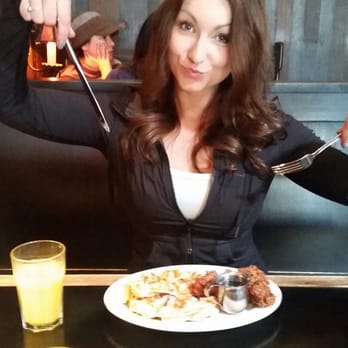 Smith - The Duckface: brought to you by a Mimosa pitcher. - Bars Near Me - Seattle, Washington