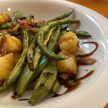 Bar Harbor Winery - Green Bean Appetizer - Wineries Near Me - Bar Harbor, Maine Bar Harbor Winery - Green Bean Appetizer - Wineries Near Me - Bar Harbor, Maine