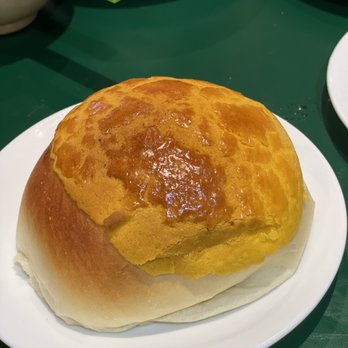 Lido Restaurant - Pineapple Bun $3.00 - Hong Kong Style Cafe Near Me - Richmond, British Columbia