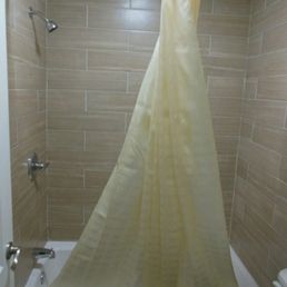 Very clean bathroom