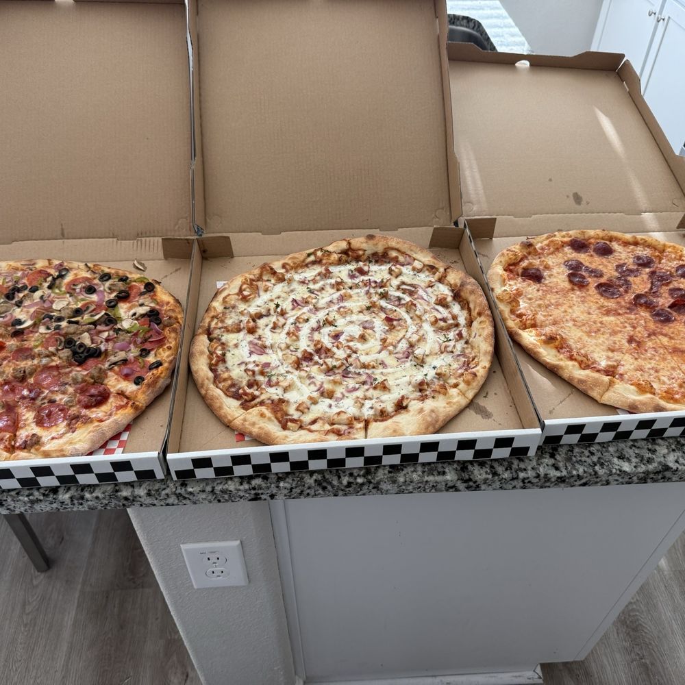 Johnny’s NY Pizzeria - Everything was fantastic! - Pizza Near Me - Rocklin, California