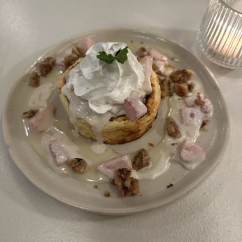 Luna Bistro Cafe - The tres leches cheesecake is perfection! - New American Near Me - Long Beach, California