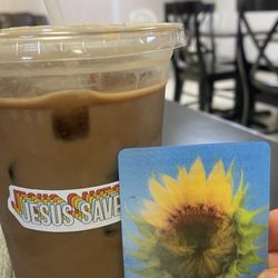 Cafe Au LA - Sunflowers are my favorite!