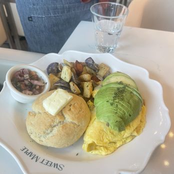 Sweet Maple - Breakfast & Brunch Near Me - Santa Monica, California