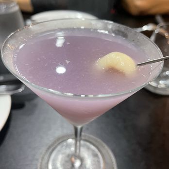 The Cutlery - Empress - Steakhouses Near Me - Honolulu, Hawaii