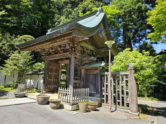 Mount Takao by null