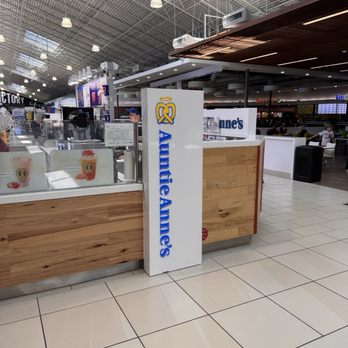Auntie Anne's - Signage - Pretzels Near Me - Auburn, Washington Auntie Anne's - Signage - Pretzels Near Me - Auburn, Washington