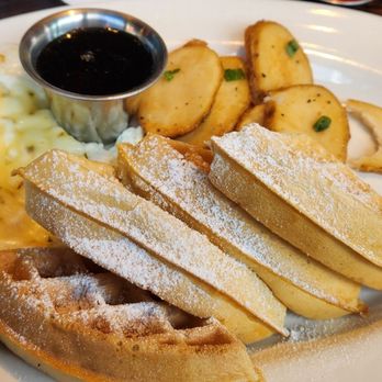 The Rim - Rim Breakfast with waffle - Wine Bars Near Me - Fort Worth, Texas The Rim - Rim Breakfast with waffle - Wine Bars Near Me - Fort Worth, Texas