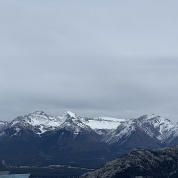 Banff Gondola - Views while trekking Sulphur Mountain - Parks Near Me - Banff, Alberta Banff Gondola - Views while trekking Sulphur Mountain - Parks Near Me - Banff, Alberta
