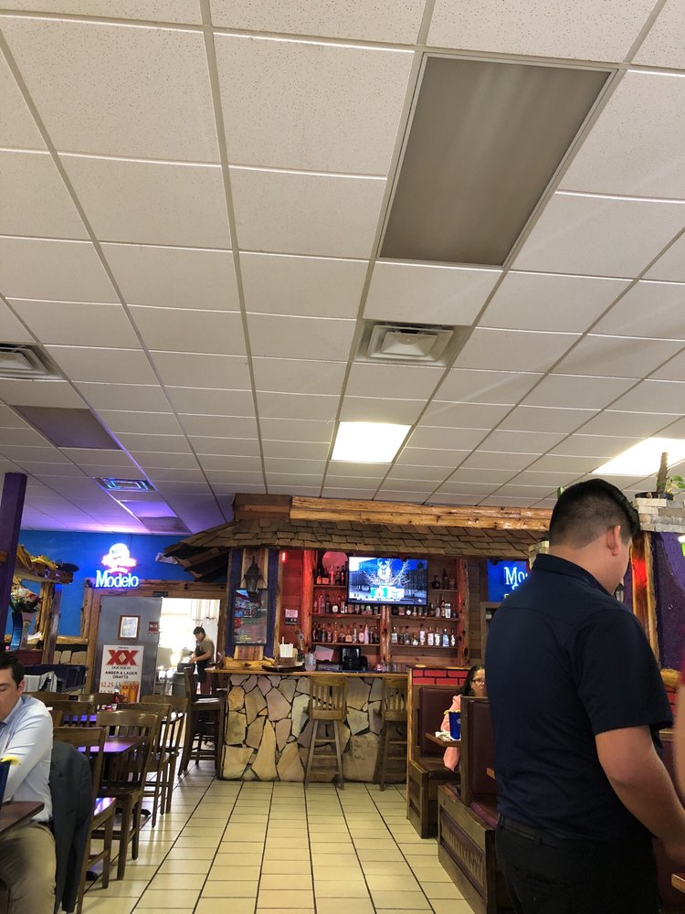 Food from La Antigua Mexican