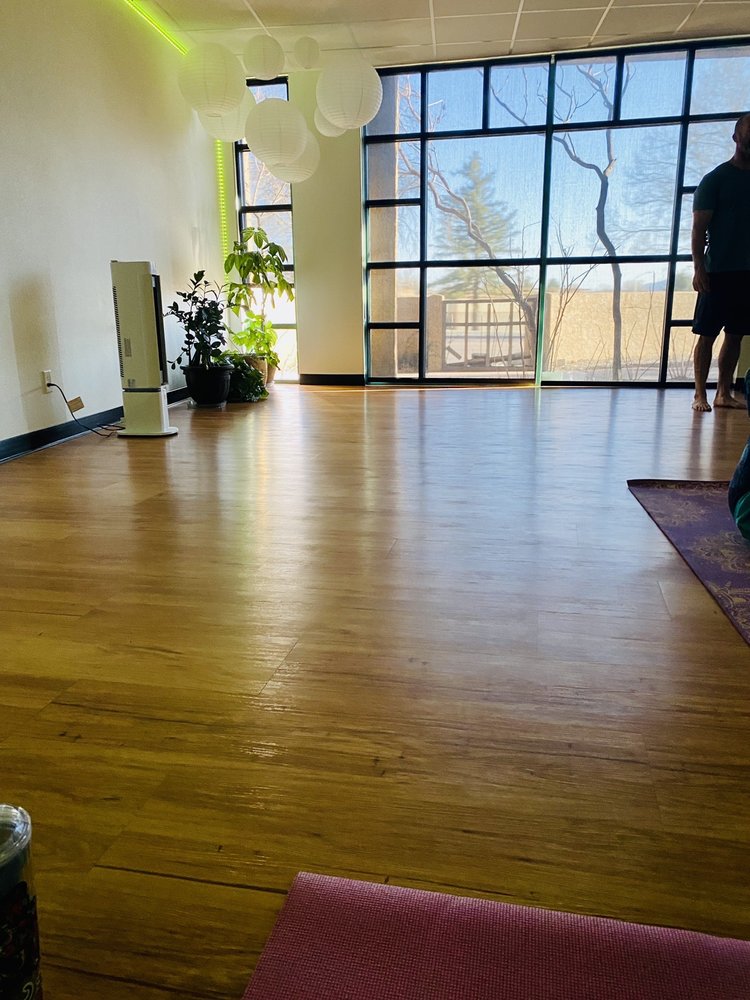 Cambio Yoga Logo
