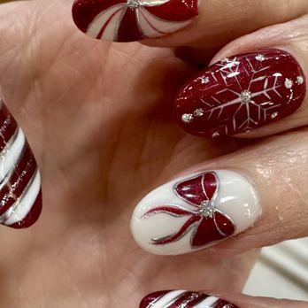 Nail Time & Spa - Seriously Jenni, you are so talented! Everyone can't believe you free handed these-they thought they were press on ;) - Nail Salons Near Me - Anchorage, Alaska