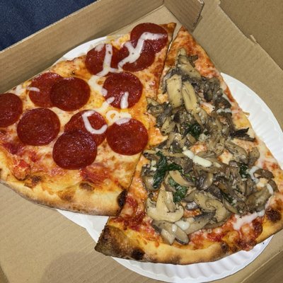 Sofia's Pizza by null