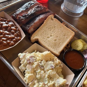 Beartooth Barbecue - Barbeque Near Me - West Yellowstone, Montana