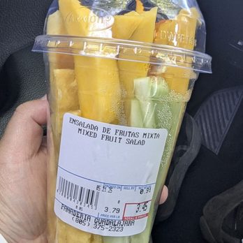 Mercado Guadalajara - Fruit salad - Mexican Near Me - Newbury Park, California
