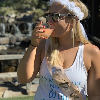 Van'N Boozy - Wine Tours Near Me - Temecula, California Van'N Boozy - Wine Tours Near Me - Temecula, California