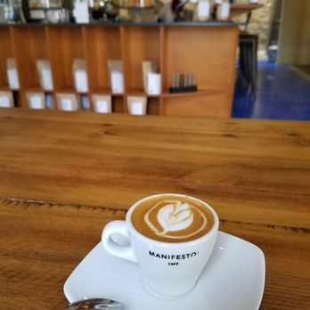 Manifesto - A very nice cortado! - Coffee Roasteries Near Me - Mérida, YUC