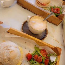 The Wall Coffee and Design House - Amazing vanilla latte and Ham & Cheese Toastie!