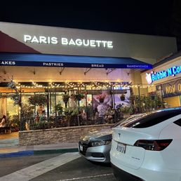 Bubble N Cone, located next to Paris Baguette. Same owner Bubble N Cone, located next to Paris Baguette. Same owner
