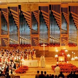 ST ANDREWS LUTHERAN CHURCH - 900 Stillwater Rd, Mahtomedi, Minnesota