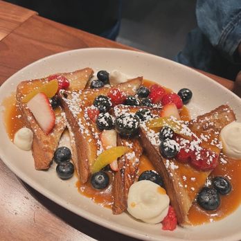 Chicago Winery - French Toast - Wineries Near Me - Chicago, Illinois