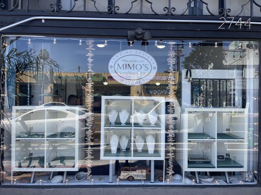 Mimo's Jewelry and Watches by null