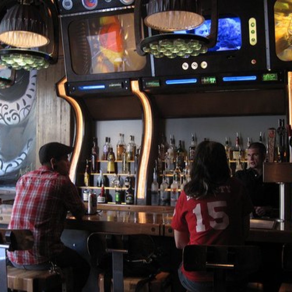 Simone's Bar - Lounges Near Me - Chicago, Illinois Simone's Bar - Lounges Near Me - Chicago, Illinois