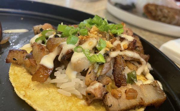 Lia’s Lumpia by null