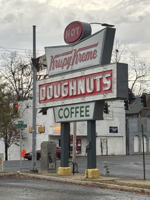 Krispy Kreme by null