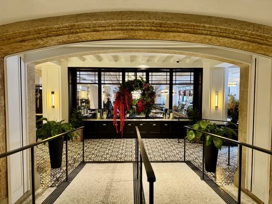 THE VERMILLION ROOM by null