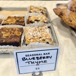 Lucky's Bakehouse & Creamery - Bars