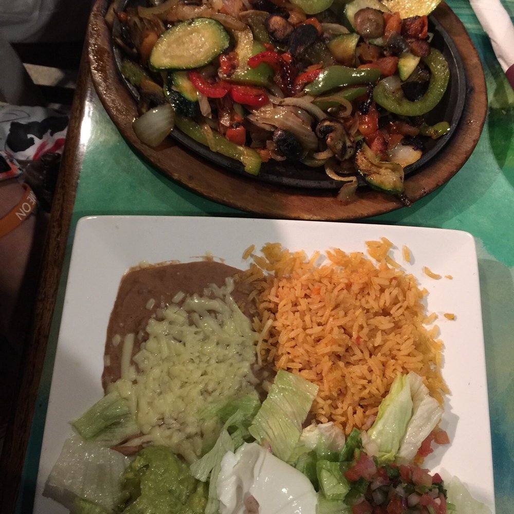 Don Ramon Mexican Restaurant - Veggie fajitas were fine but were kinda small portion. - Mexican Near Me - Westlake, Ohio