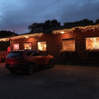 Frans Landing - a car parked in front of a restaurant - Bars Near Me - Painted Post, New York