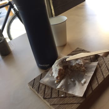 Common Room Roasters - Coffee Roasteries Near Me - Long Beach, California