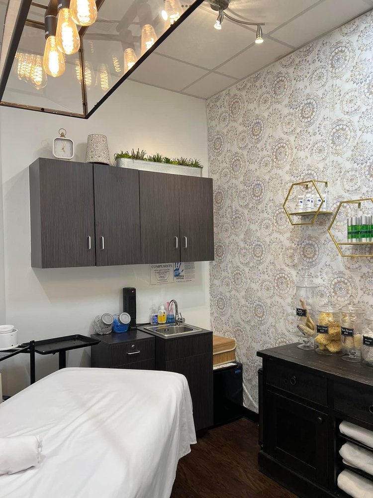 THE SUGAR KUBE Updated October 2024 15 Reviews 4709 Colleyville