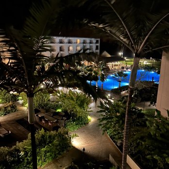 Sheraton Kauai Coconut Beach Resort - Hotels Near Me - Kapaa, Hawaii