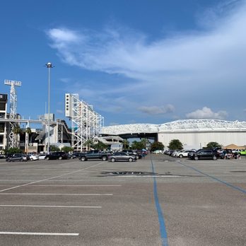 Daily's Place - Daily's Place - Music Venues Near Me - Jacksonville, Florida Daily's Place - Daily's Place - Music Venues Near Me - Jacksonville, Florida