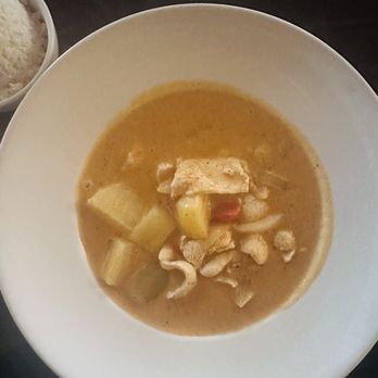 Sweet Basil - Massaman Curry Dinner - Thai Near Me - Albany, New York