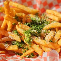 Morro Bay - Giovanni's Garlic Fries