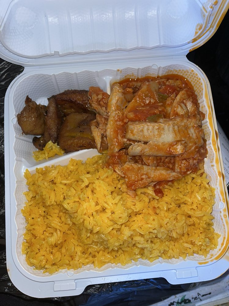 La Familia Latin Hot Food & Grocery