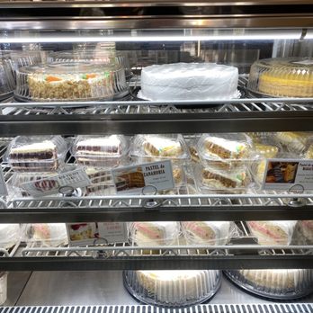 Casa Latina - Classic cakes - Mexican Near Me - Berkeley, California