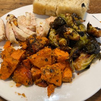 Crafted Greens - Grilled chicken - American Near Me - El Cajon, California Crafted Greens - Grilled chicken - American Near Me - El Cajon, California
