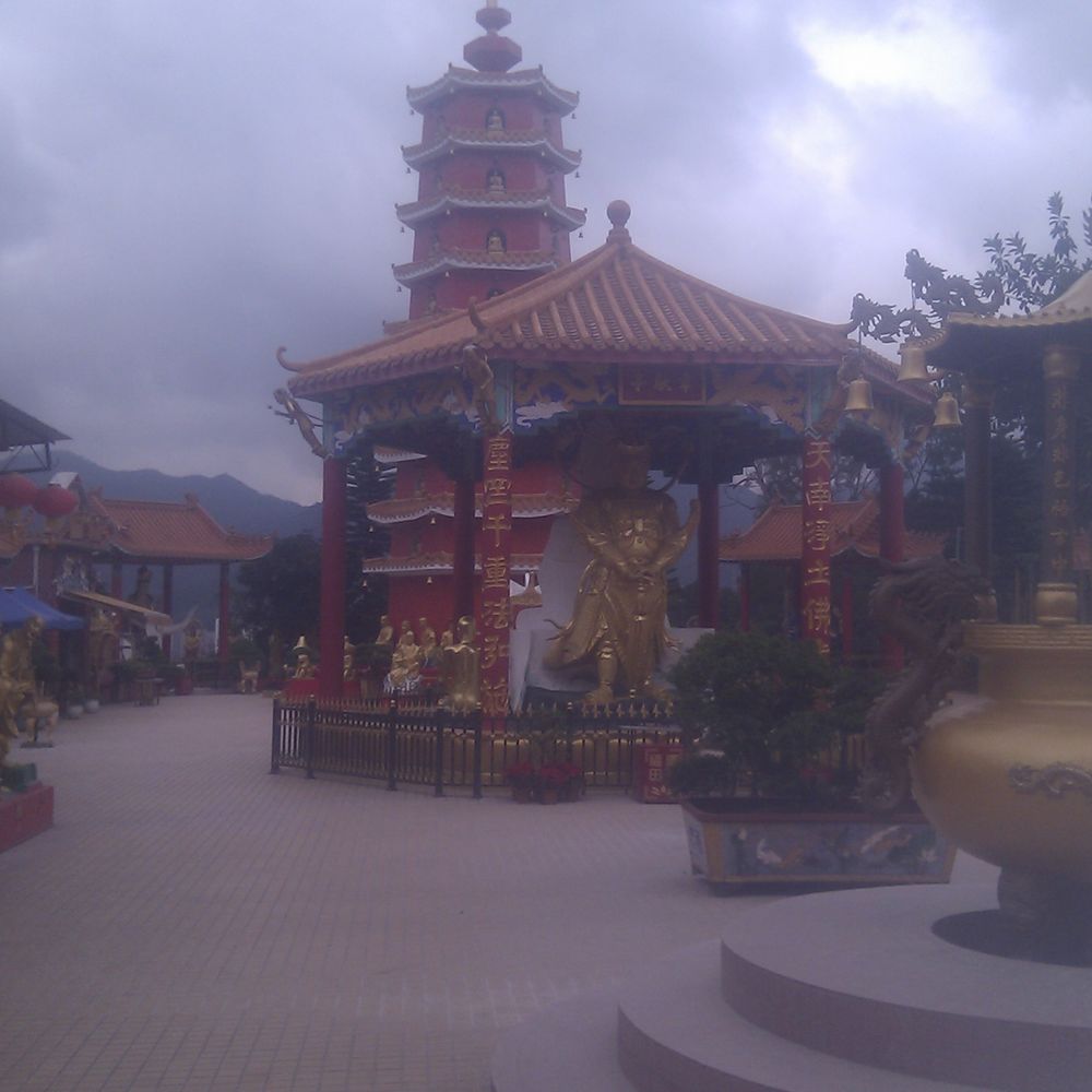 萬佛寺 - Buddhist Temples Near Me - Hong Kong, HK