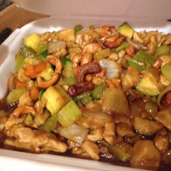 Lucky Garden - Cashew chicken - Chinese Near Me - Salem, Oregon