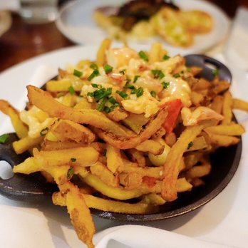 John & Sons Oyster House - Lobster poutine - Seafood Near Me - Toronto, Ontario John & Sons Oyster House - Lobster poutine - Seafood Near Me - Toronto, Ontario