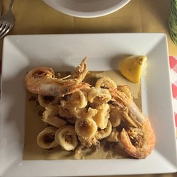 Non C'è Trippa pe’ Gatti - Calamari...Looks good. But didn't have the taste. Very salty
