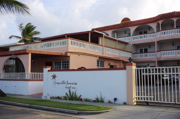 Luquillo Sunrise Beach Inn by null